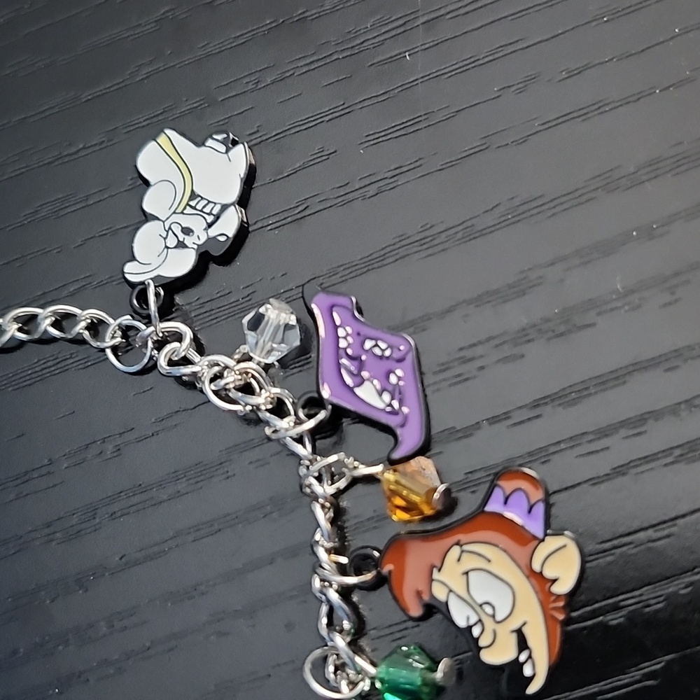 Disney's Aladdin Charm Bracelet - Picture 5 of 6